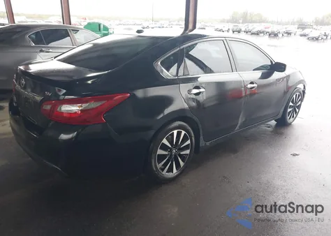 2018 Nissan Altima 2.5 Sv z USA, uszkodzony, nr VIN 1N4AL3AP8JC123978